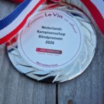 De zilveren medaille van het Nederlands Kampioenschap Blindproeven 2026.