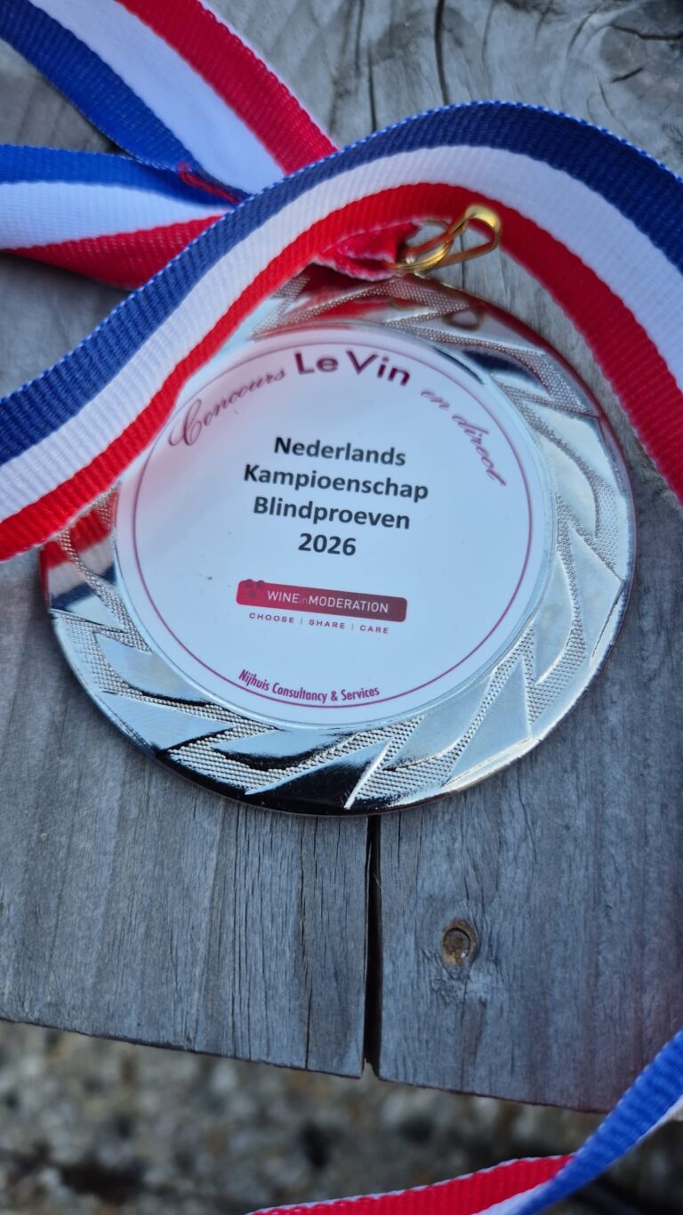 De zilveren medaille van het Nederlands Kampioenschap Blindproeven 2026.