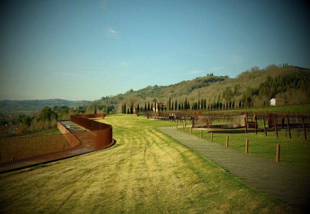 Wijnhuis Marchesi Antinori in Toscane, tussen de wijngaarden
